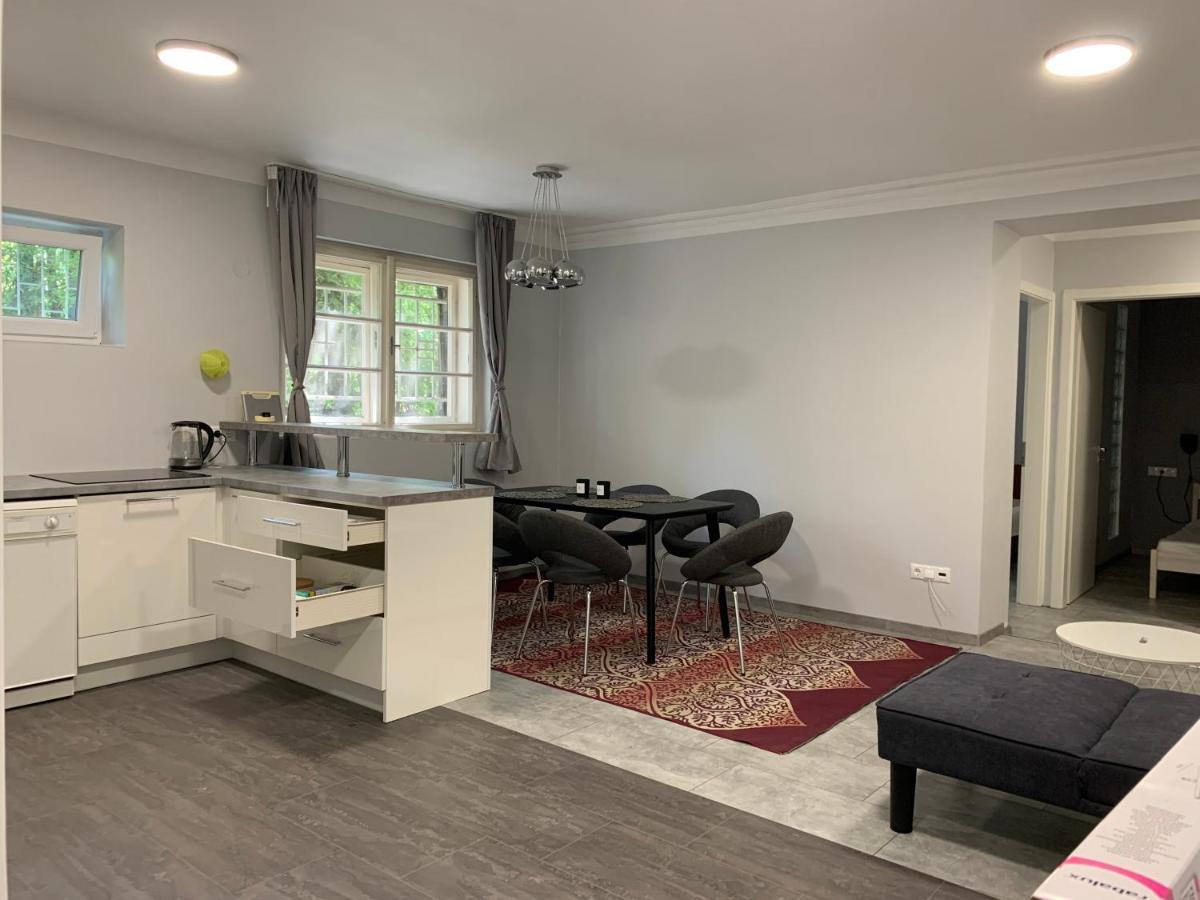 Stefania Apartmanok บูดาเปสต์ ภายนอก รูปภาพ