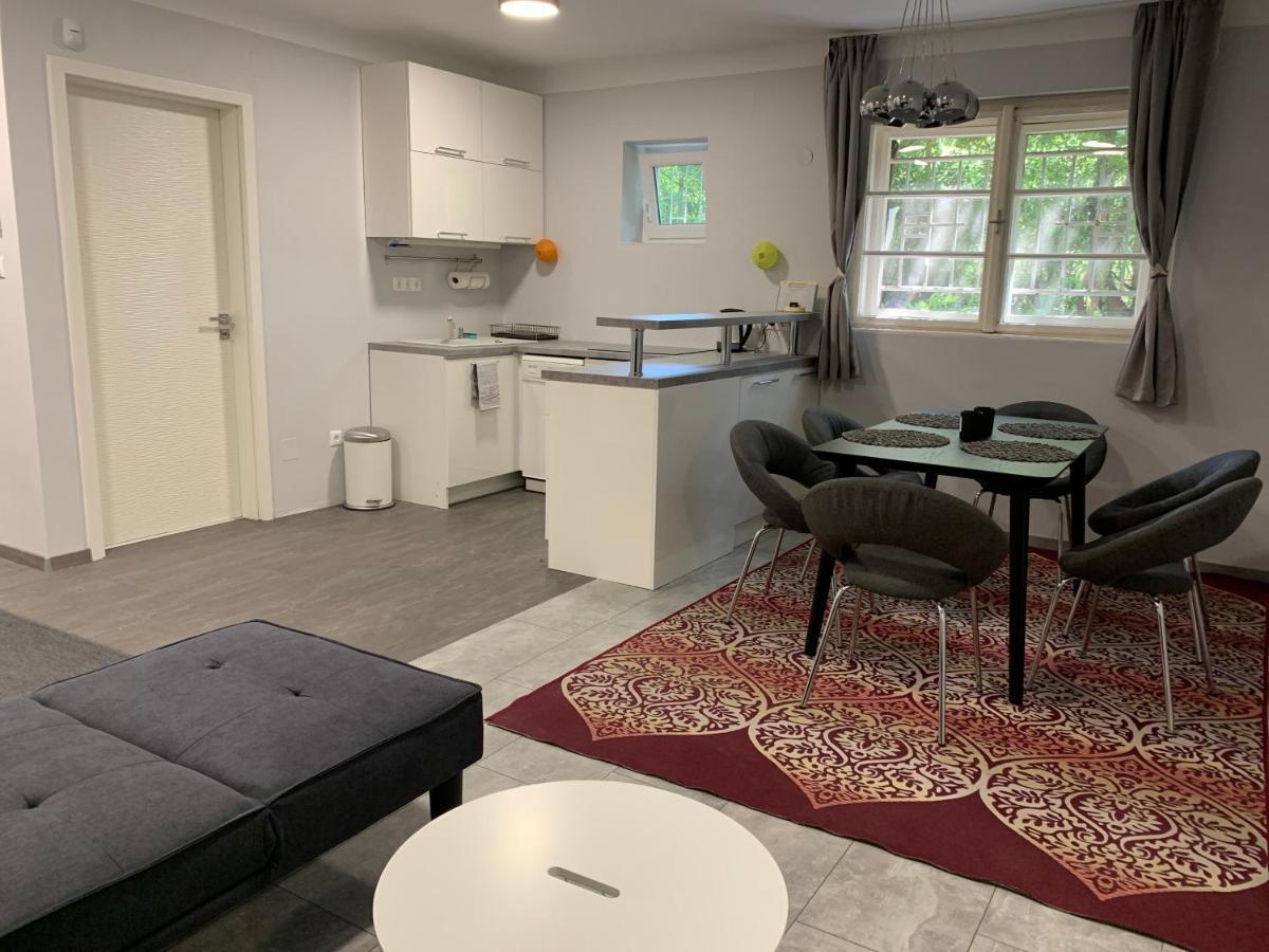 Stefania Apartmanok บูดาเปสต์ ภายนอก รูปภาพ