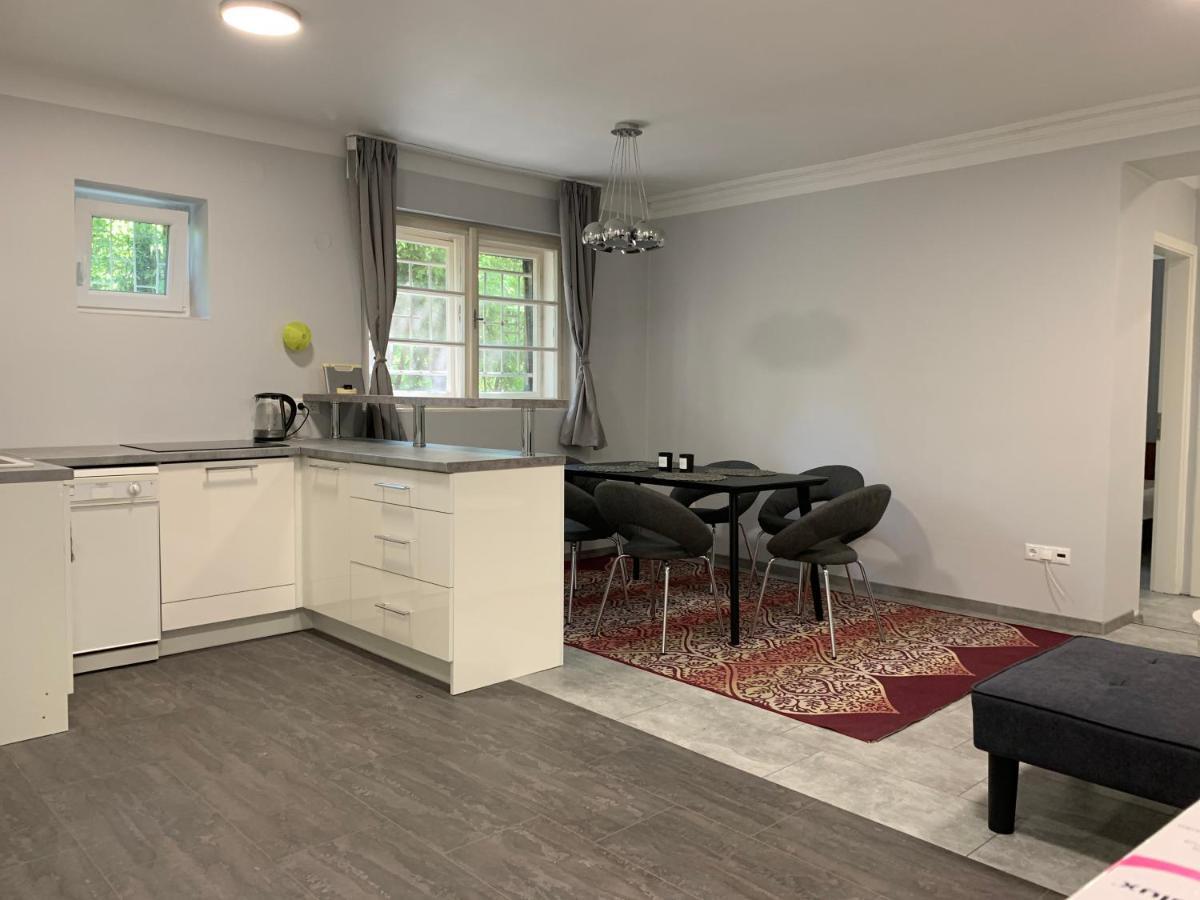 Stefania Apartmanok บูดาเปสต์ ภายนอก รูปภาพ